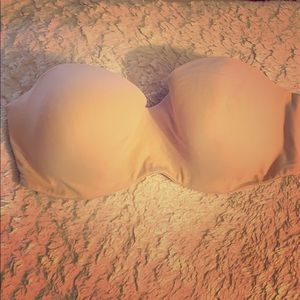 Victoria’s Secret Strapless Bra🤎
